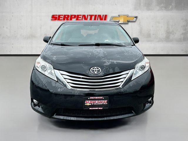 2017 Toyota Sienna 