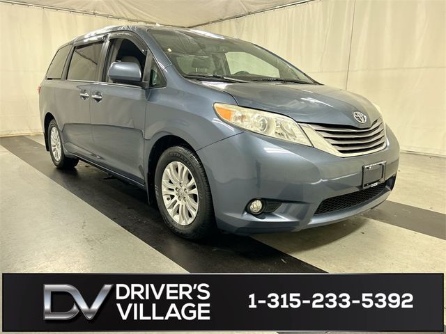 2017 Toyota Sienna 