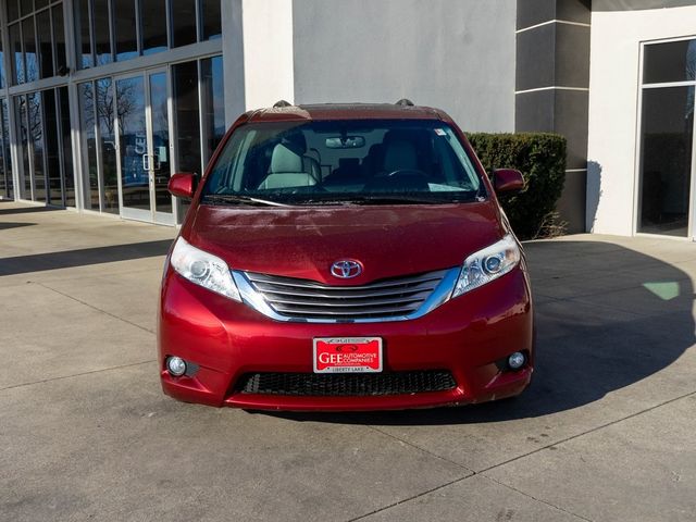 2017 Toyota Sienna 