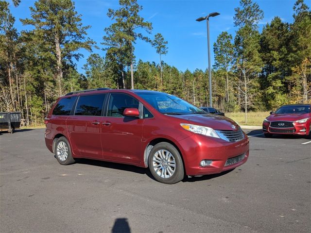 2017 Toyota Sienna 