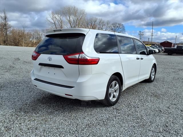 2017 Toyota Sienna L