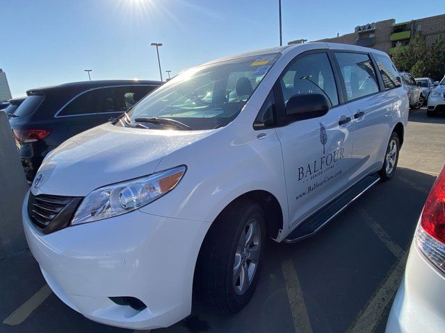 2017 Toyota Sienna L