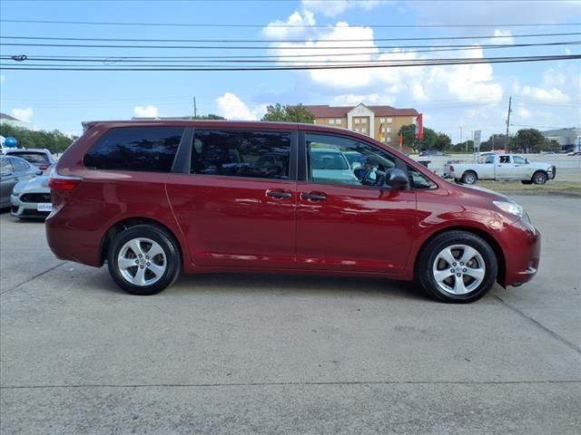 2017 Toyota Sienna L