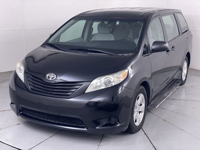 2017 Toyota Sienna L