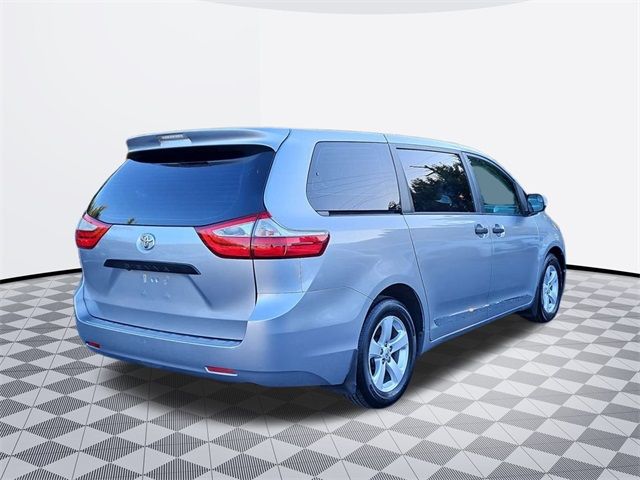 2017 Toyota Sienna L