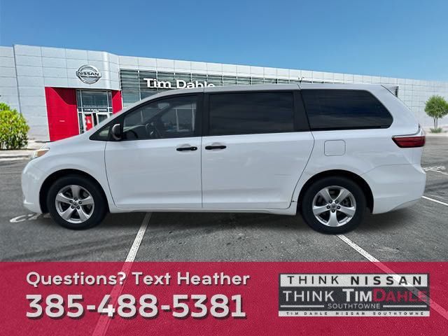 2017 Toyota Sienna L