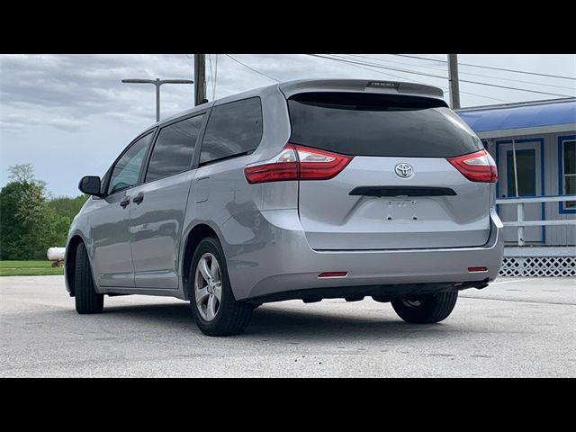 2017 Toyota Sienna L