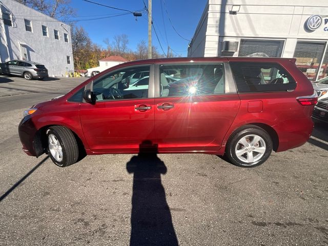 2017 Toyota Sienna L