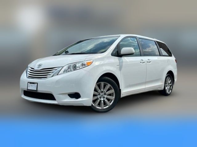 2017 Toyota Sienna LE
