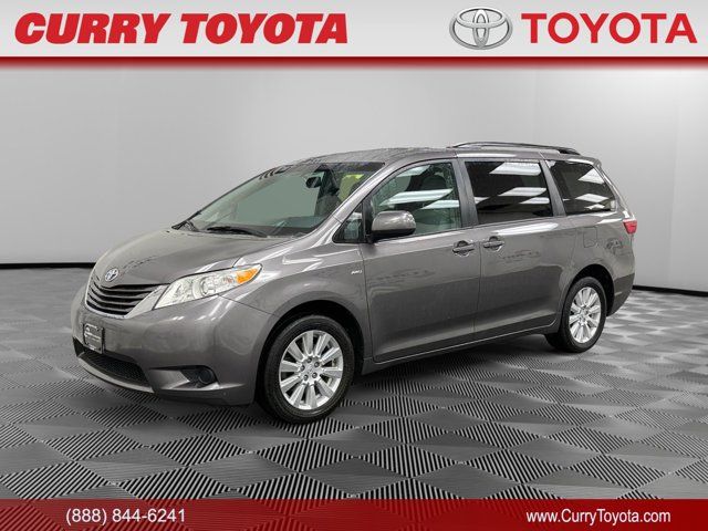 2017 Toyota Sienna LE