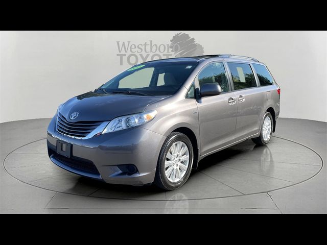 2017 Toyota Sienna LE