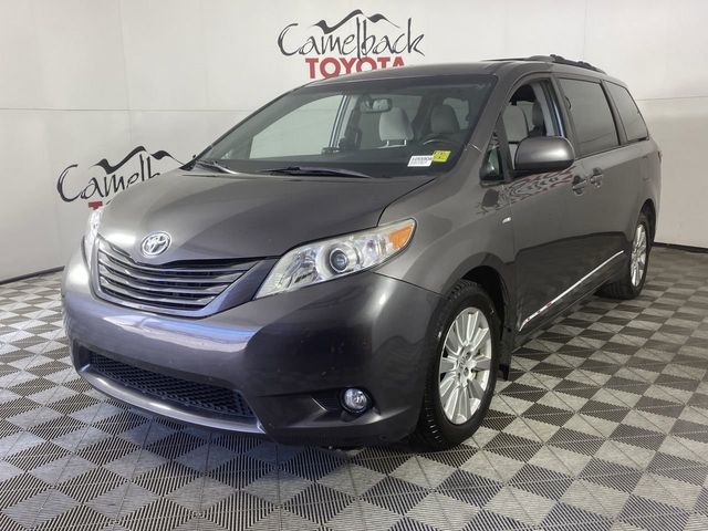 2017 Toyota Sienna LE