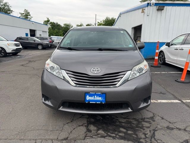 2017 Toyota Sienna 