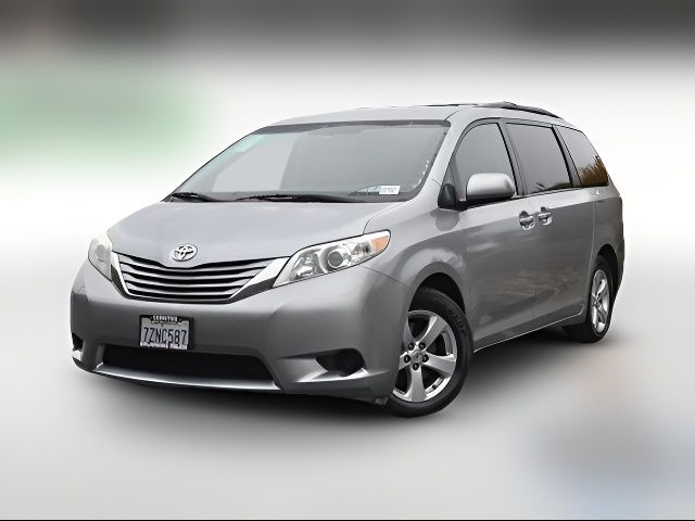 2017 Toyota Sienna 