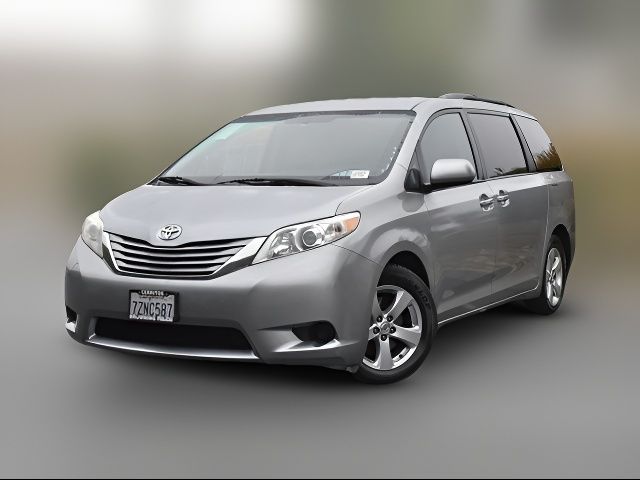 2017 Toyota Sienna 