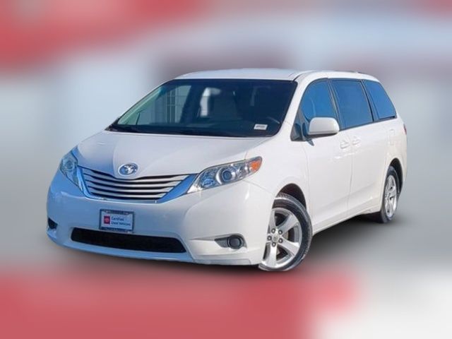 2017 Toyota Sienna LE