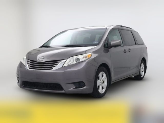 2017 Toyota Sienna LE