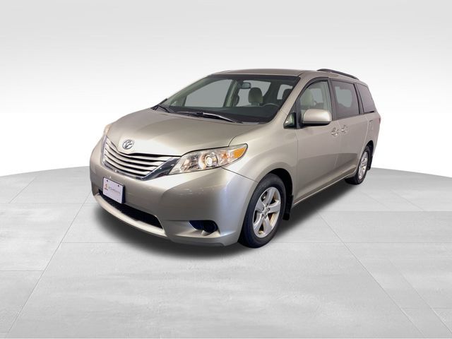 2017 Toyota Sienna LE