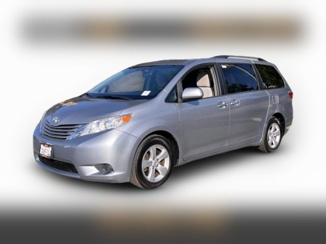 2017 Toyota Sienna LE