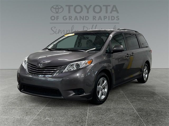 2017 Toyota Sienna 