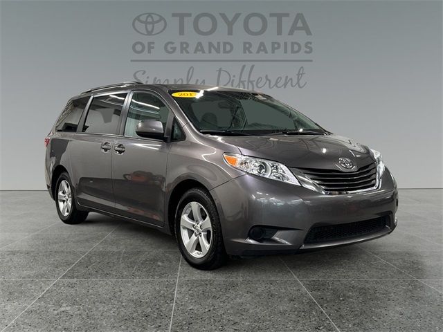 2017 Toyota Sienna 