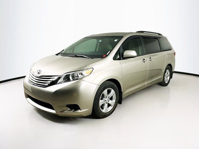 2017 Toyota Sienna LE