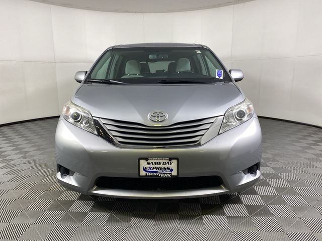 2017 Toyota Sienna 