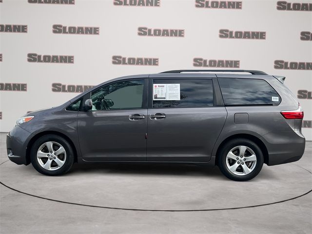 2017 Toyota Sienna 