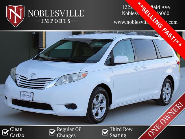 2017 Toyota Sienna LE