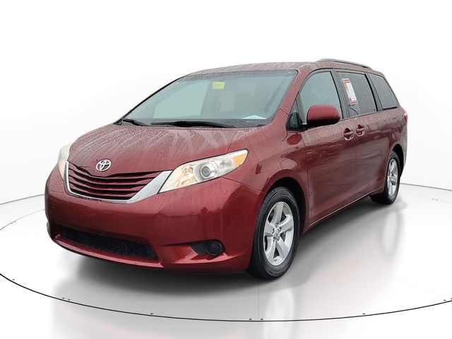 2017 Toyota Sienna LE