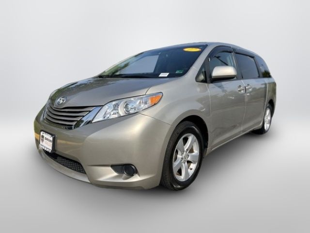 2017 Toyota Sienna LE