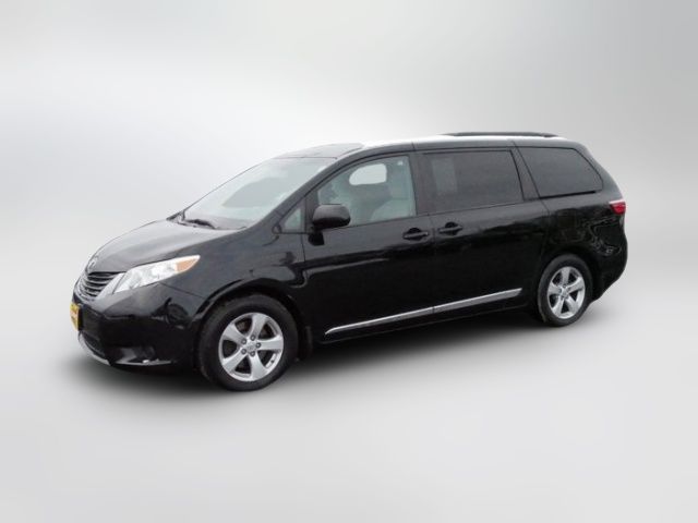 2017 Toyota Sienna LE