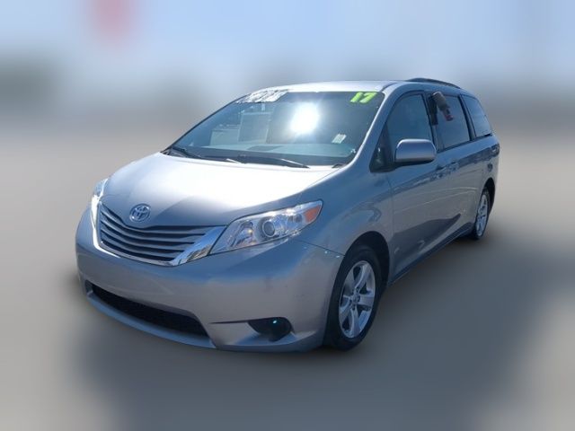 2017 Toyota Sienna LE