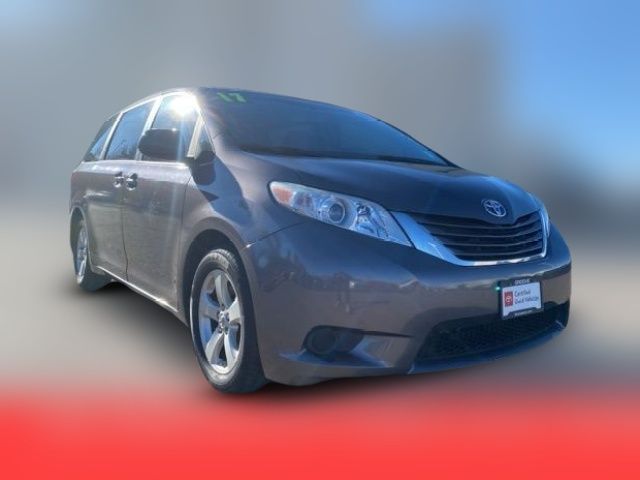 2017 Toyota Sienna 