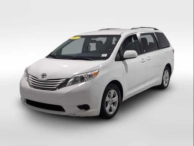 2017 Toyota Sienna 