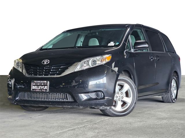 2017 Toyota Sienna LE