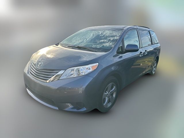 2017 Toyota Sienna 