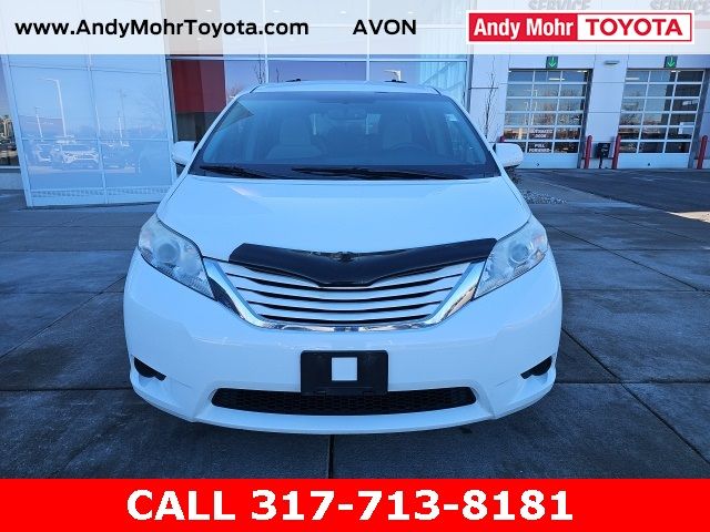 2017 Toyota Sienna LE