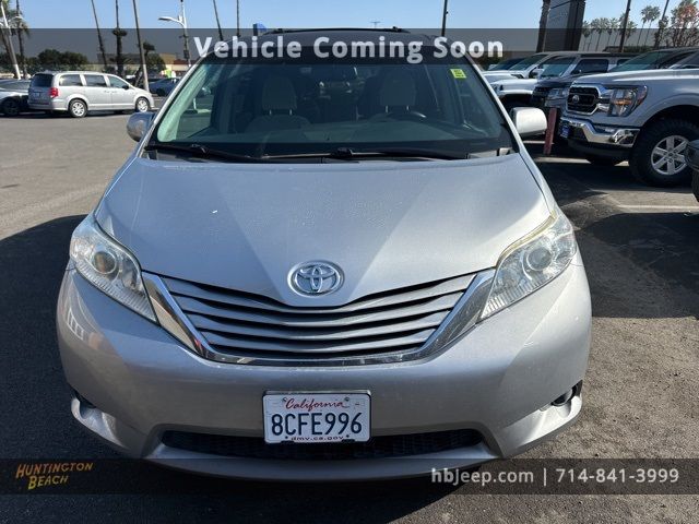 2017 Toyota Sienna LE