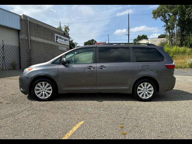 2017 Toyota Sienna LE