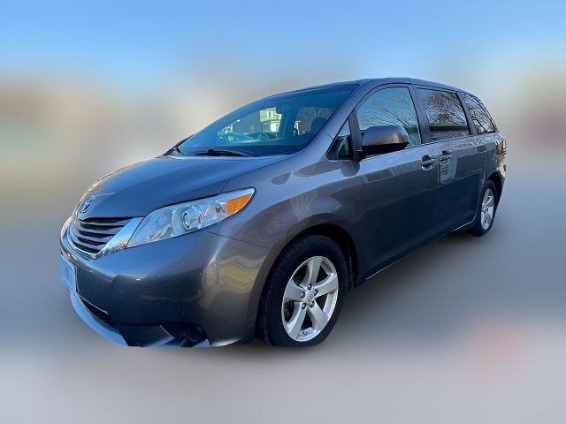 2017 Toyota Sienna LE