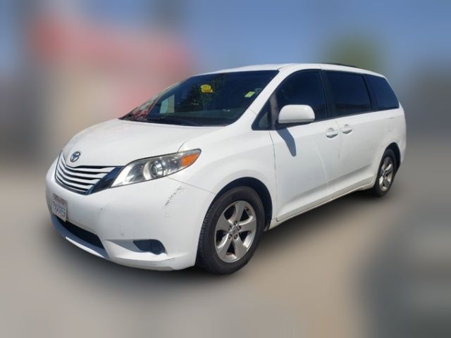 2017 Toyota Sienna 