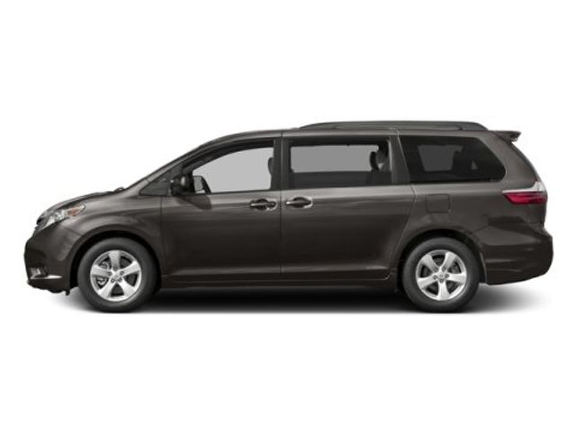 2017 Toyota Sienna LE Mobility