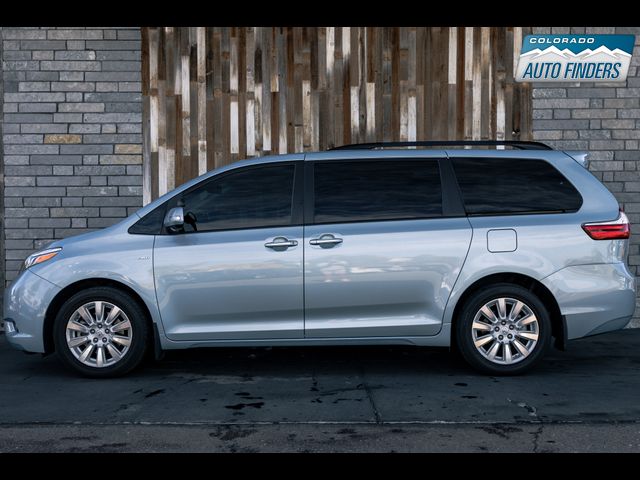 2017 Toyota Sienna 