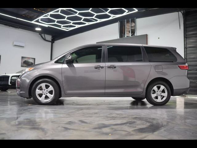 2017 Toyota Sienna L