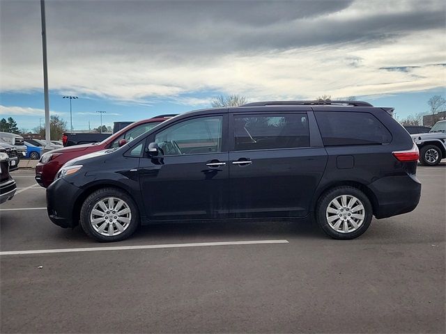 2017 Toyota Sienna Limited