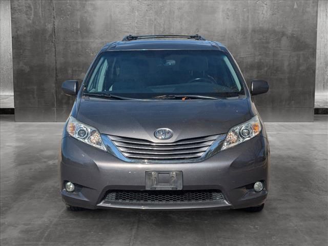 2017 Toyota Sienna XLE Premium