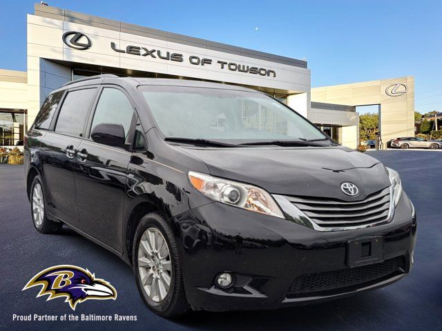 2017 Toyota Sienna XLE