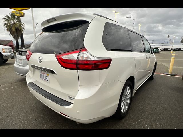 2017 Toyota Sienna Limited