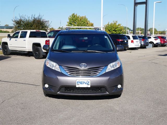 2017 Toyota Sienna 